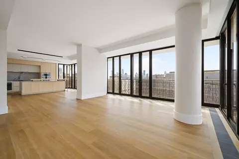 100 Vandam St #10A, New York, NY 10013
