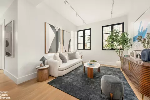 517 W 29th St #6H, New York, NY 10001