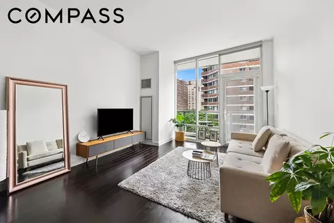300 E 23rd St #5B, New York, NY 10010