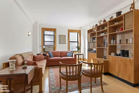 878 W End Ave #8A, New York, NY 10025