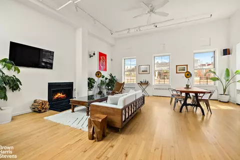 426 W Broadway #6G, New York, NY 10012
