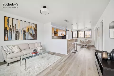 136 E Broadway #3A, New York, NY 10002