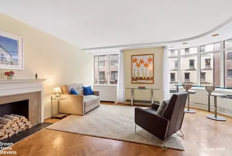 24 W 55th St #6C, New York, NY 10019