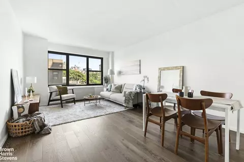 33 Greenwich Ave #8H, New York, NY 10014