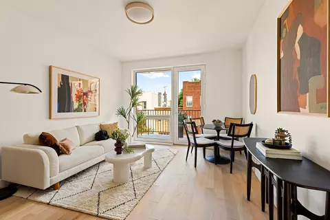 218 23rd St #3, Brooklyn, NY 11232
