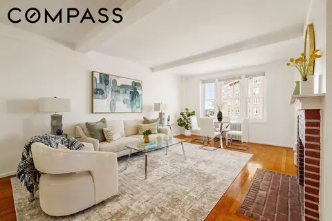 302 W 12th St #14C, New York, NY 10014