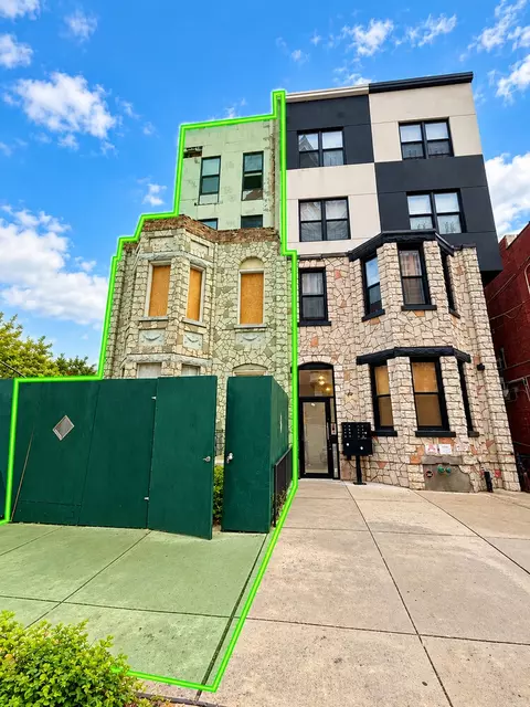 1055 E 34th St, Brooklyn, NY 11210