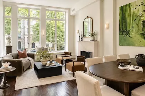 32 E 22nd St #GARDEN-PARLOR, New York, NY 10010