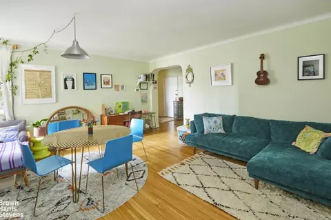 435 Ocean Pkwy #3K, Brooklyn, NY 11218