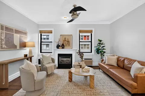 152 E 35th St #3/4G, New York, NY 10016
