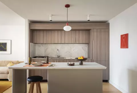 234 E 46th St #PH2102, New York, NY 10017