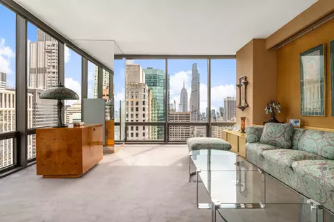 641 5th Ave #38E, New York, NY 10022