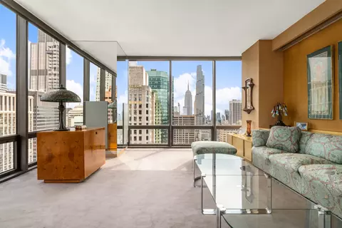 641 5th Ave #38E, New York, NY 10022