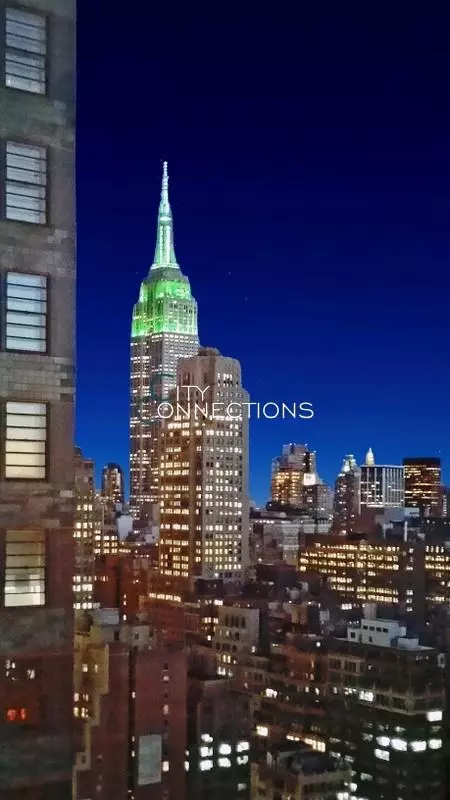 350 W 42nd St #36-E, New York, NY 10036