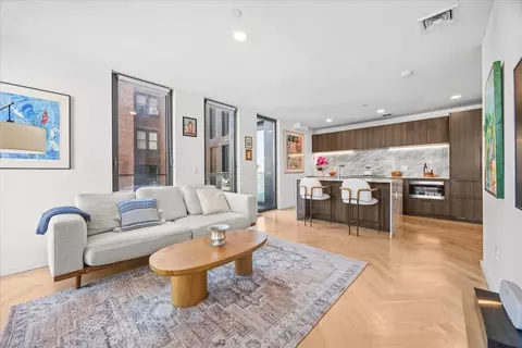 805 Washington Ave #4B, Brooklyn, NY 11238