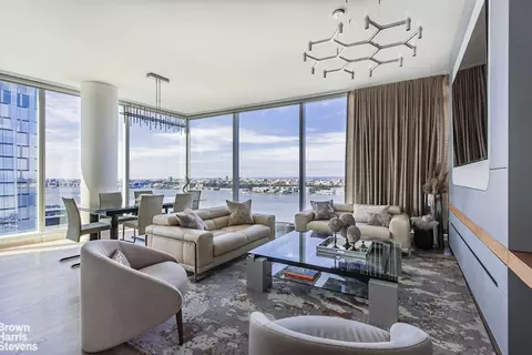 30 Riverside Blvd #31A, New York, NY 10069