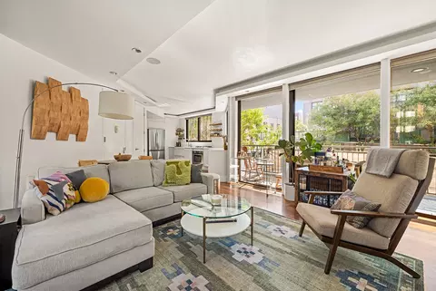 268 Wythe Ave #2B, Brooklyn, NY 11249