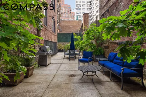 215 E 73rd St #9B, New York, NY 10021 photo 10