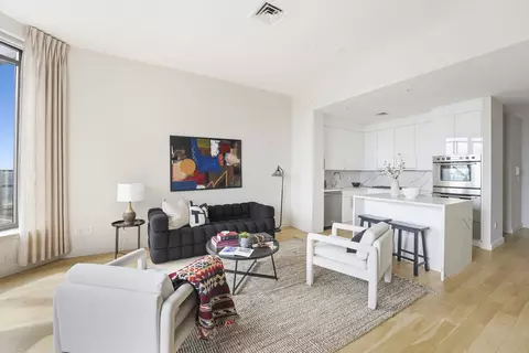 75 Wall St #PHL1, New York, NY 10005