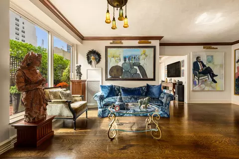 200 E 69th St #4LM, New York, NY 10021