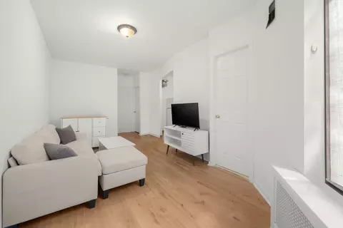 334 E 65th St #44, New York, NY 10065