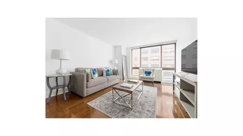 300 E 64th St #6E, New York City, NY 10021