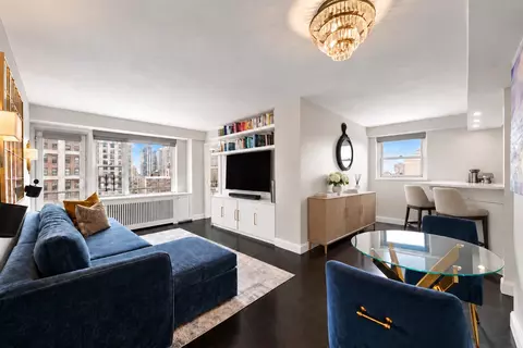 400 E 77th St #19-A, New York, NY 10075