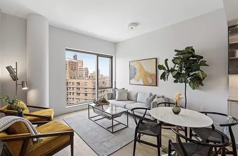 222 E Broadway #11C, New York, NY 10002