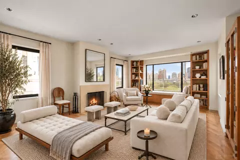 860 5th Ave #PH21H, New York, NY 10065
