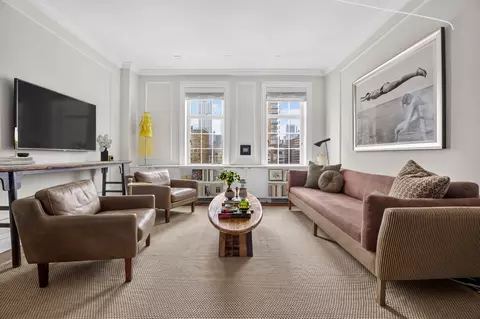410 W 24th St #16K, New York, NY 10011