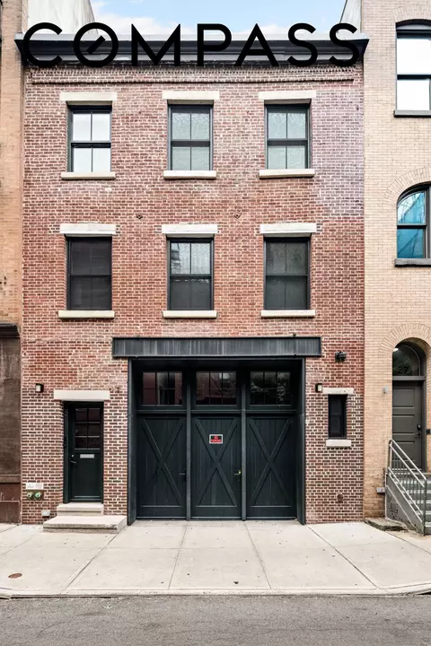29 Downing St, New York, NY 10014
