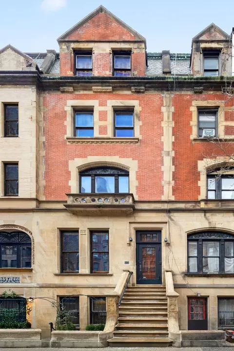 51 W 73rd St, New York, NY 10023