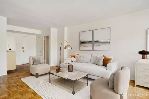 20 E 9th St #10V, New York, NY 10003