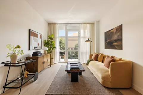 23 Ocean Pkwy #1C, Brooklyn, NY 11218