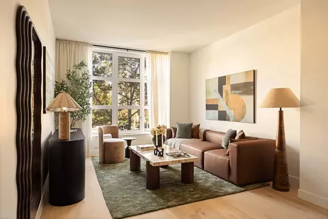 23 Ocean Pkwy #3B, Brooklyn, NY 11218