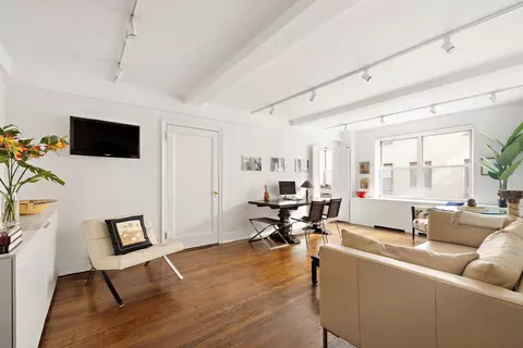 424 E 52nd St #4D, New York, NY 10022