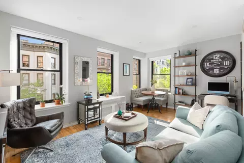 101 W 81st St #305, New York, NY 10024