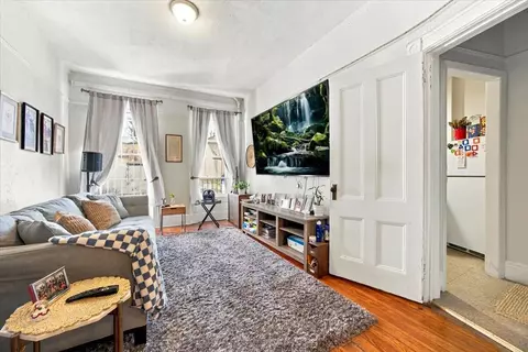 125 Shepherd Ave, Brooklyn, NY 11208