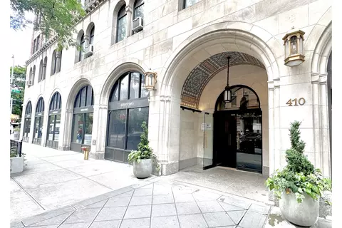 410 W 20th St #15J, New York, NY 10011