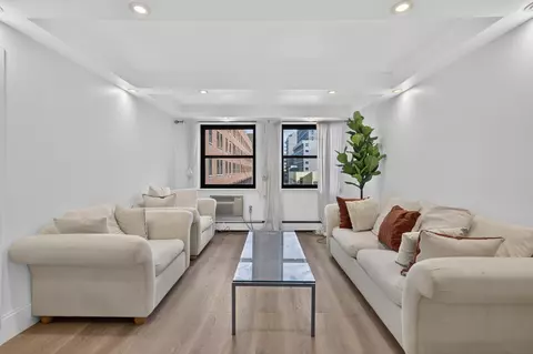 130 Lenox Ave #402, New York, NY 10026
