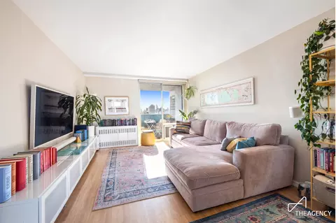 100 W 94th St #19F, New York, NY 10025