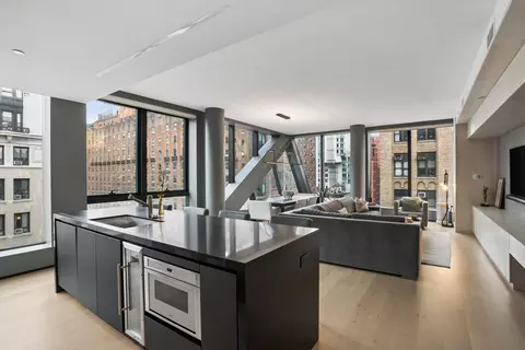 121 E 22nd St #N1006, New York, NY 10010