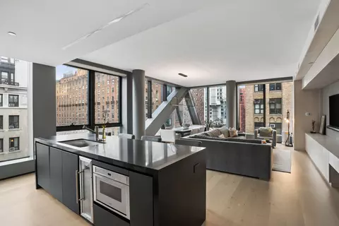 121 E 22nd St #N1006, New York, NY 10010