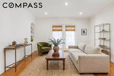 234 W 16th St #5B, New York, NY 10011