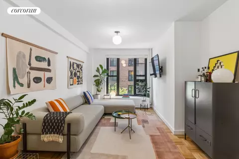 345 Clinton Ave #6A, Brooklyn, NY 11238
