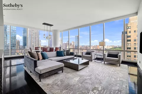 157 W 57th St #38B, New York, NY 10019