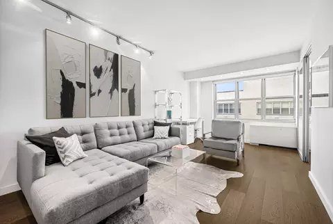 205 3rd Ave #12U, New York, NY 10003