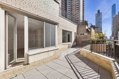 225 E 46th St #PHC, New York, NY 10017
