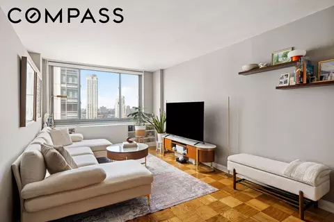 2025 Broadway #25C, New York, NY 10023