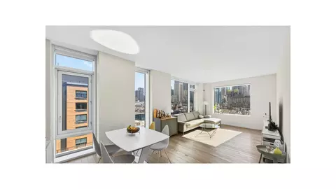 505 W 43rd St #14A, New York, NY 10036